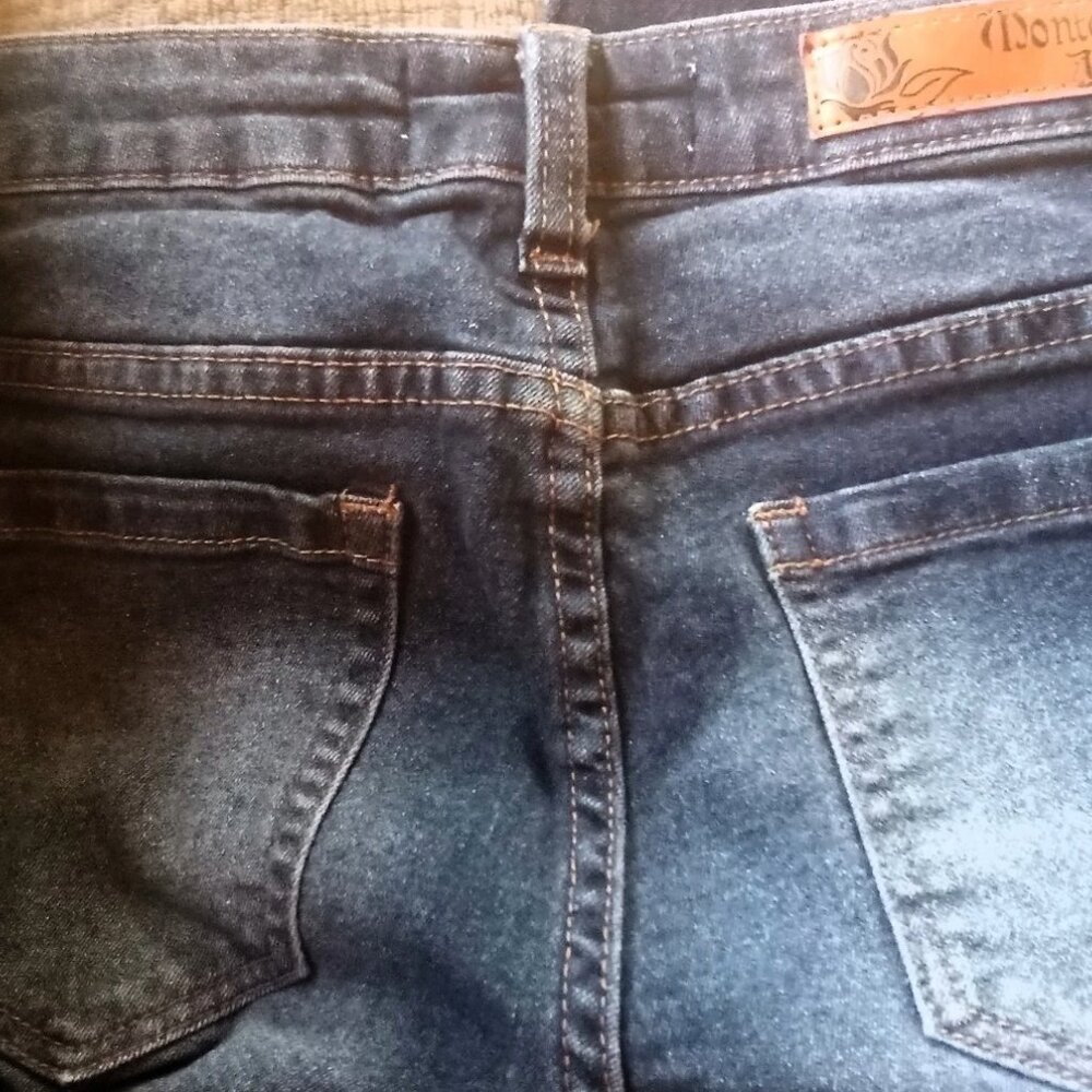 Montana Jeans Premium Denim Skinny Leg - Medium / Dark Wash - Size 3/4 - Picture 2 of 3